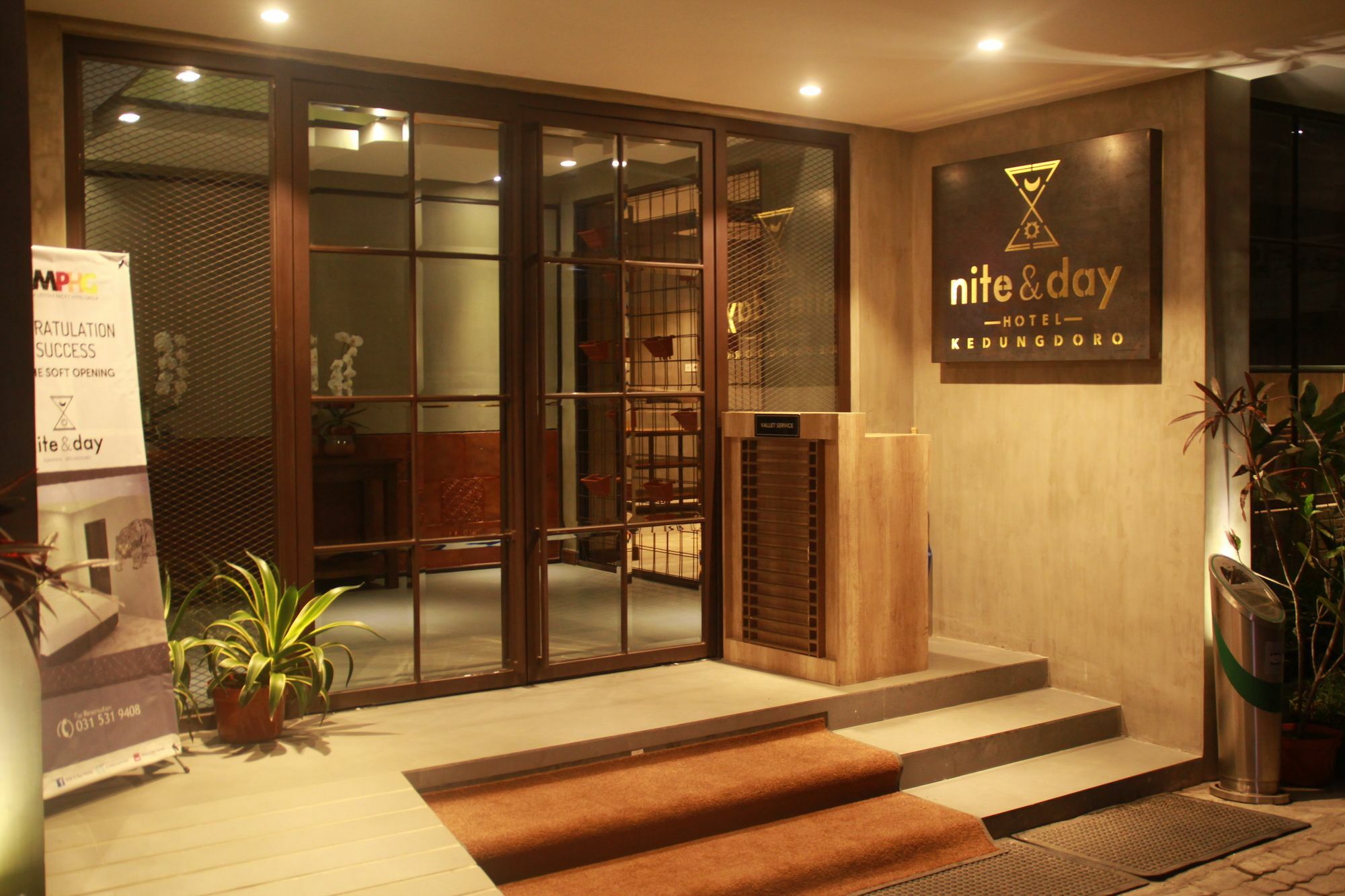 Nite & Day Surabaya - Kedungdoro Hotel Exterior photo